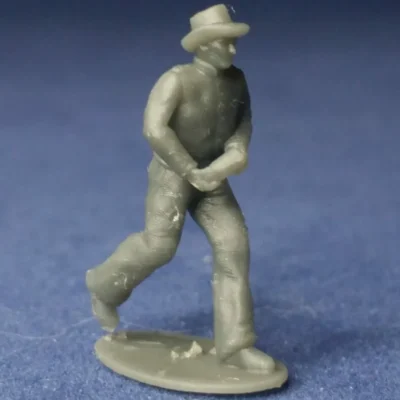 Confederate ammunition carrier in hat