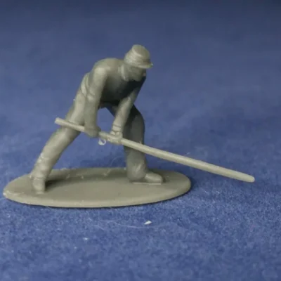 Union canoneer in kepi with handspike