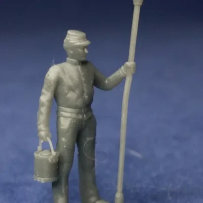 Union Canoneer in kepi with rammer