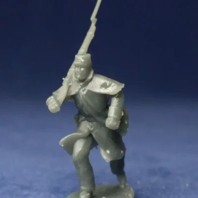 Union infantry in great coat charging