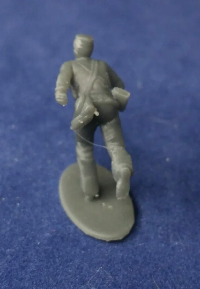 Soldier running fast in kepi - Image 2