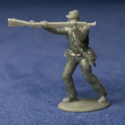 Confederate soldier rifle butt strike