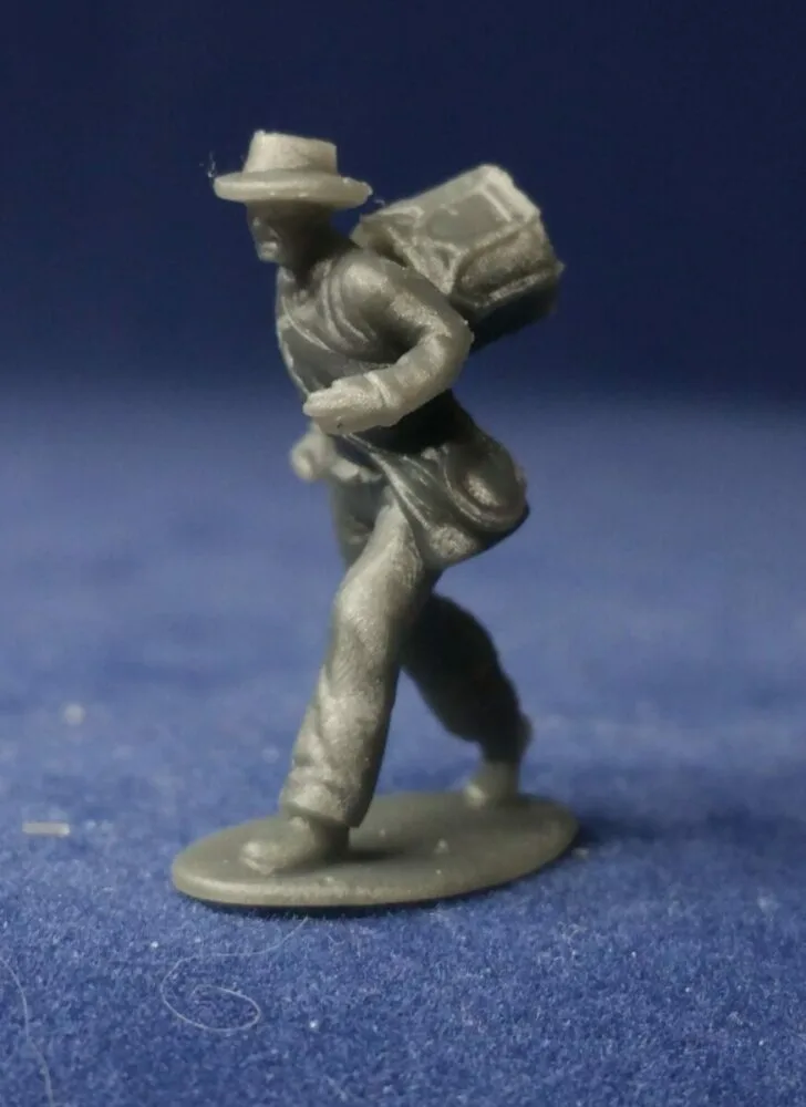 Confederate drummer with drum on back w