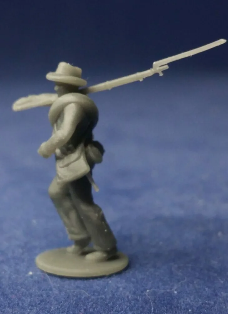 Confederate marching blanket roll and hat w - Image 2