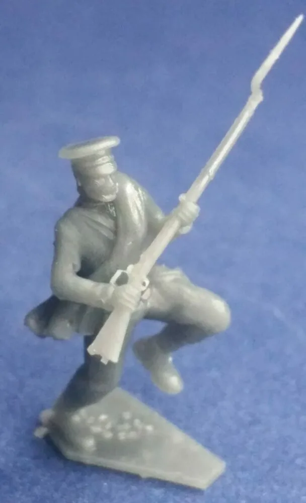 Confederate soldier in wheel cap close quarters with enemy