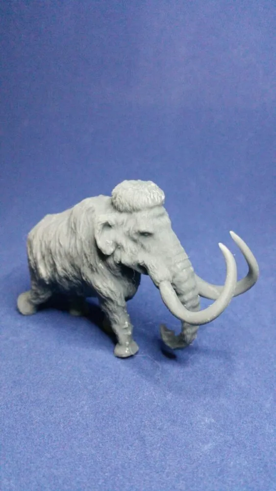 Woolly Mammoth trunk inwards