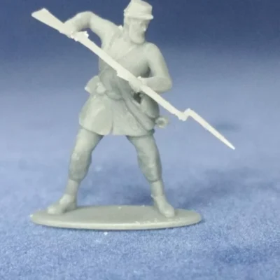 Union soldier attacking with bayonet