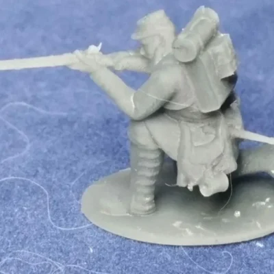 Berdan's sharpshooter kneeling firing (no scope)