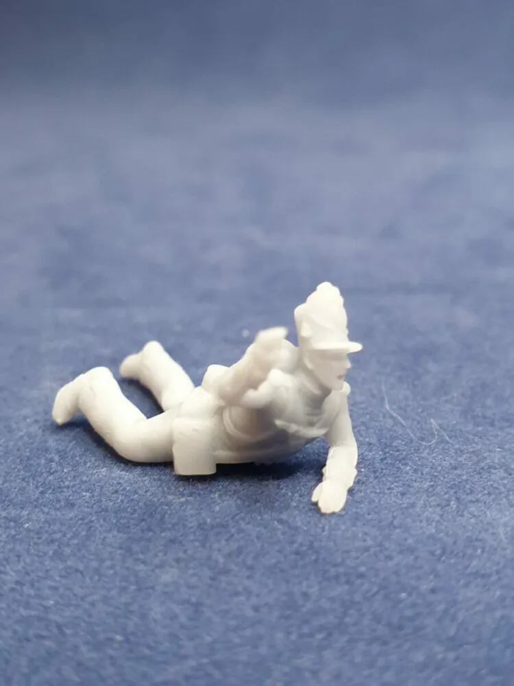 British 27th "Inniskillin" Regiment of Foot-Waterloo 1815 Wounded stretching for help with knapsack - Image 3