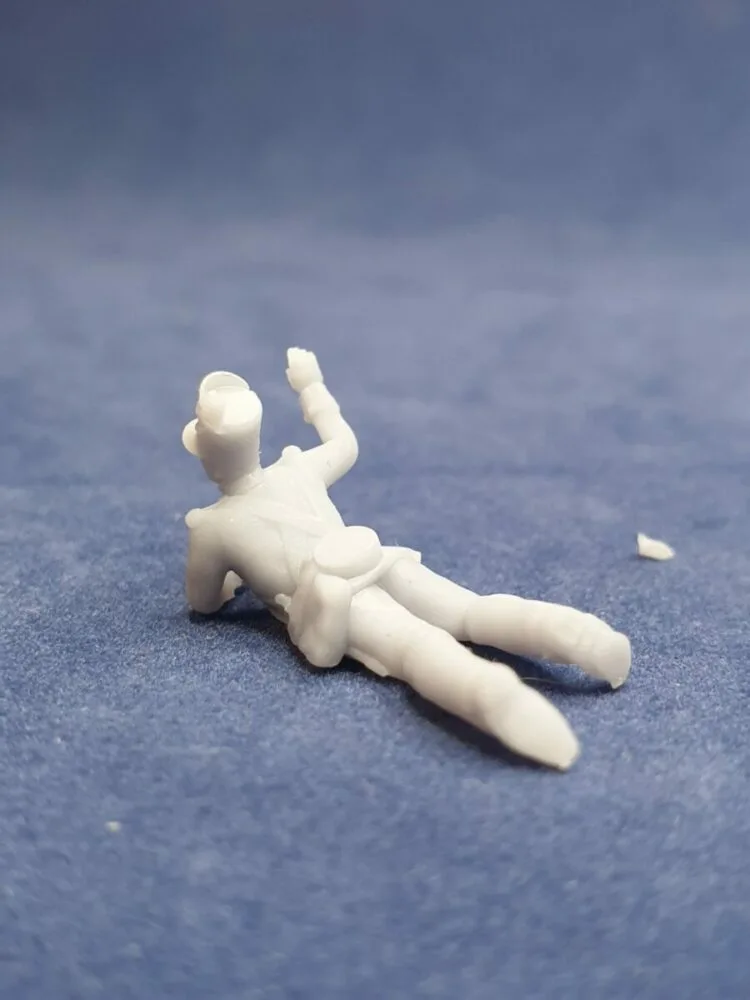 British 27th "Inniskillin" Regiment of Foot-Waterloo 1815 Wounded stretching for help no knapsack - Image 2