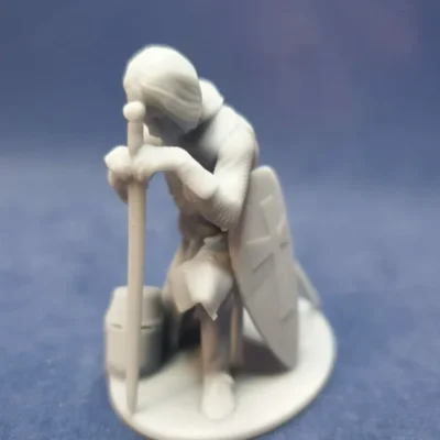 Medieval crusader praying AS