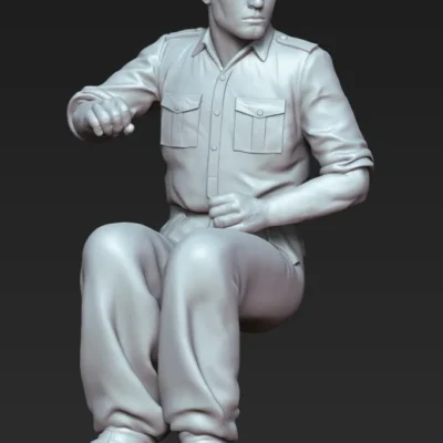 German tank soldier for gunner position