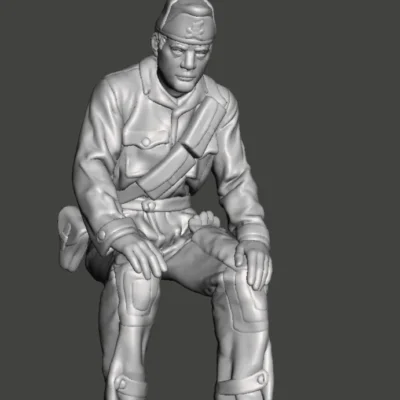 Italian Tank Crew leaning forward AS