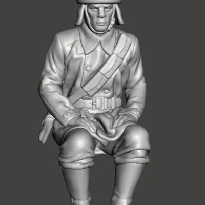 Italian Tank Crew leaning forward AS