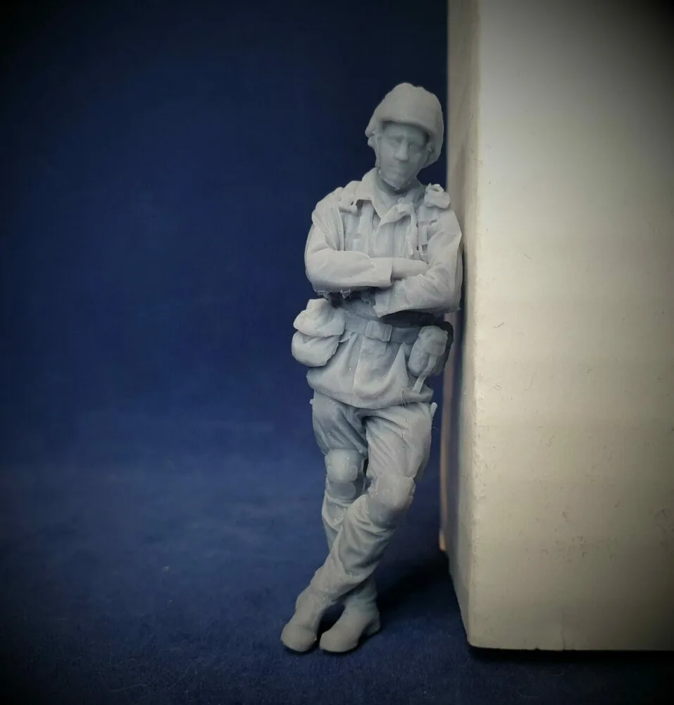 Swedish Modern Soldier in M90 Uniform - leaning