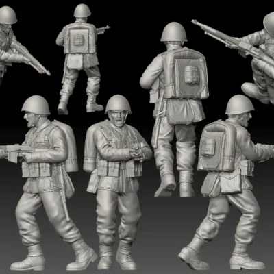 Polish WW2 soldier shooting with Browning from hip