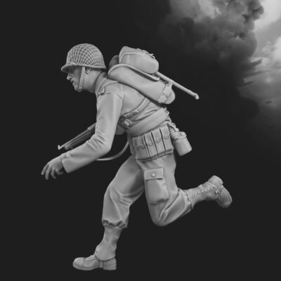 US Soldier running with Thompson D-Day Omaha Beach